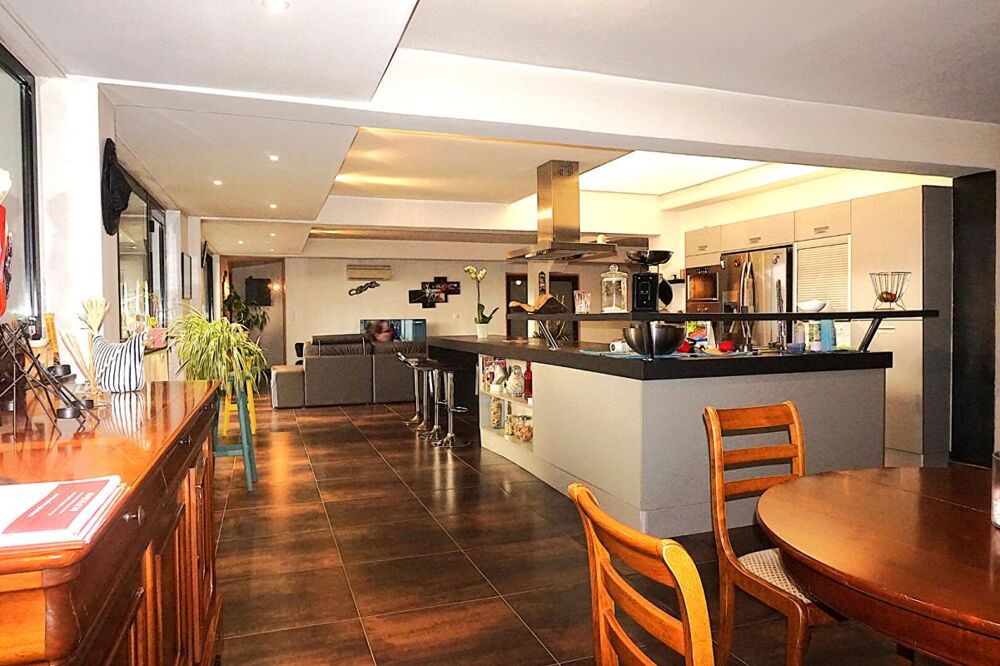 LOFT 270 m² + 235 m² COMBLES AMÉNAGEABLES ? TERRASSE ? DOUBLE GARAGE