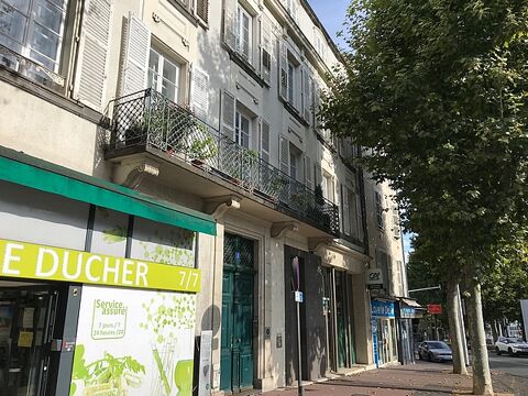  Appartement � louer 4 pi�ces 109 m�