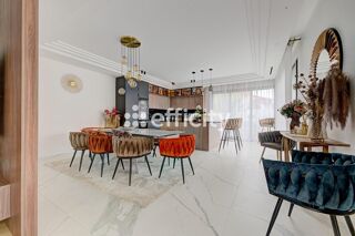  Villa à vendre 7 pièces 210 m²