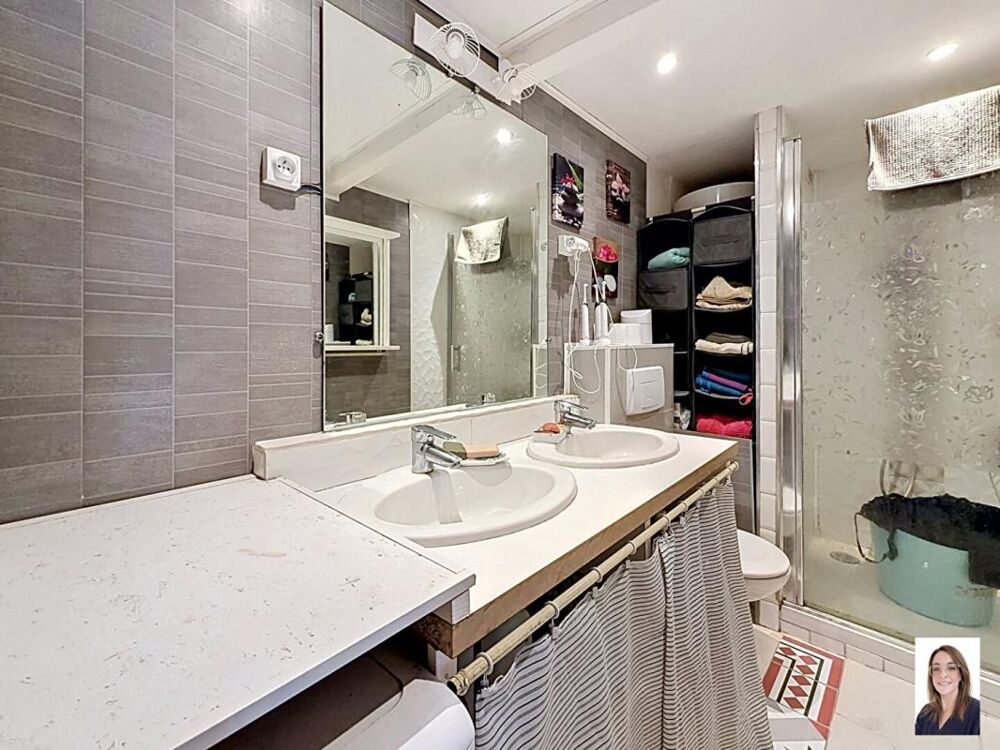 Appartement 3 pièce(s) 58m2 loi carrez 70m² au sol