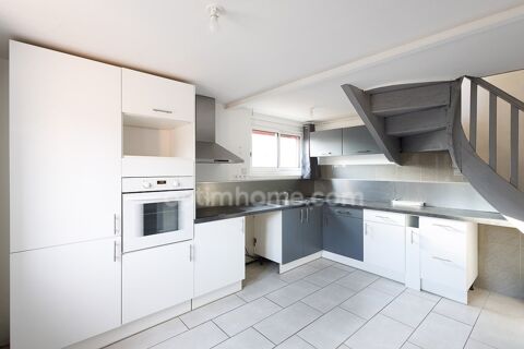   P�riph�rie imm�diate de Honfleur - Maison de ville - 82 m2 au sol - 2 chambres - Stationnement gratuit � proximit� - Maison - 3 pi�ce(s) - 82 m�