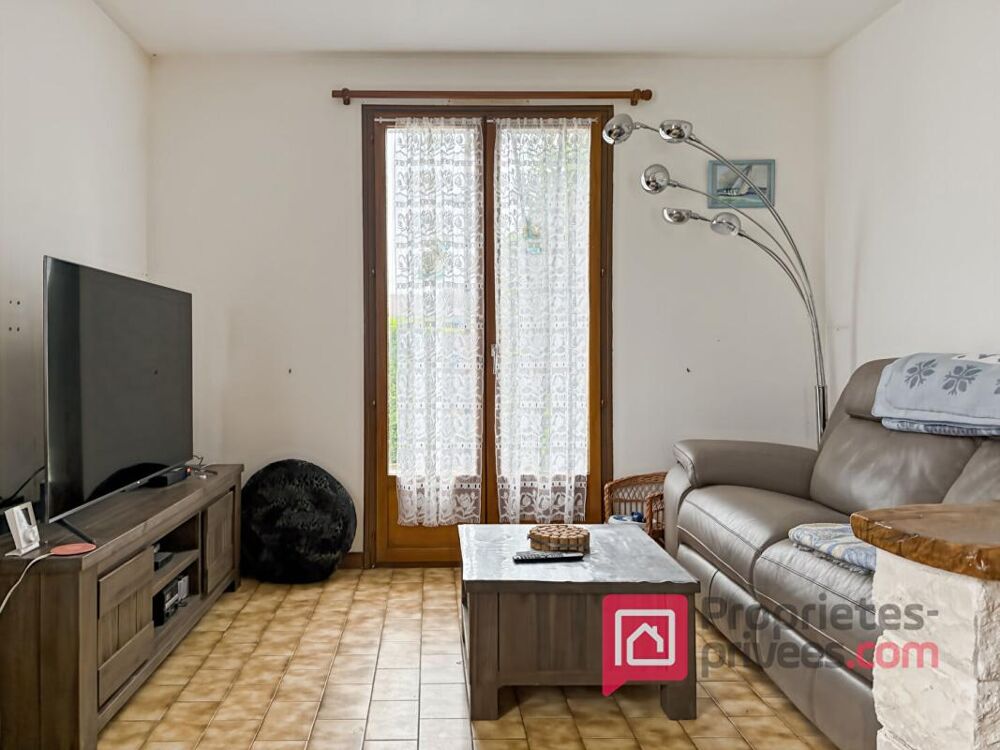 Vente Maison Maison Bertignolles 6 pièce(s) 102 m2 Bertignolles