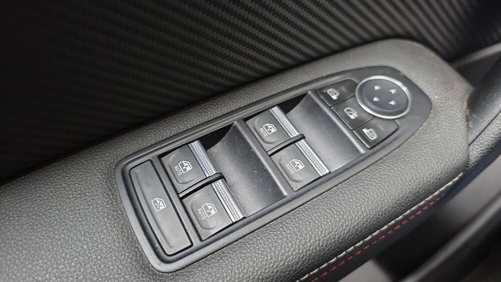 Captur 1.3 TCe 140 EDC RS Line 2021 occasion 27620 Giverny