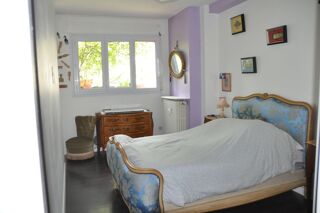  Appartement à louer 4 pièces 120 m²