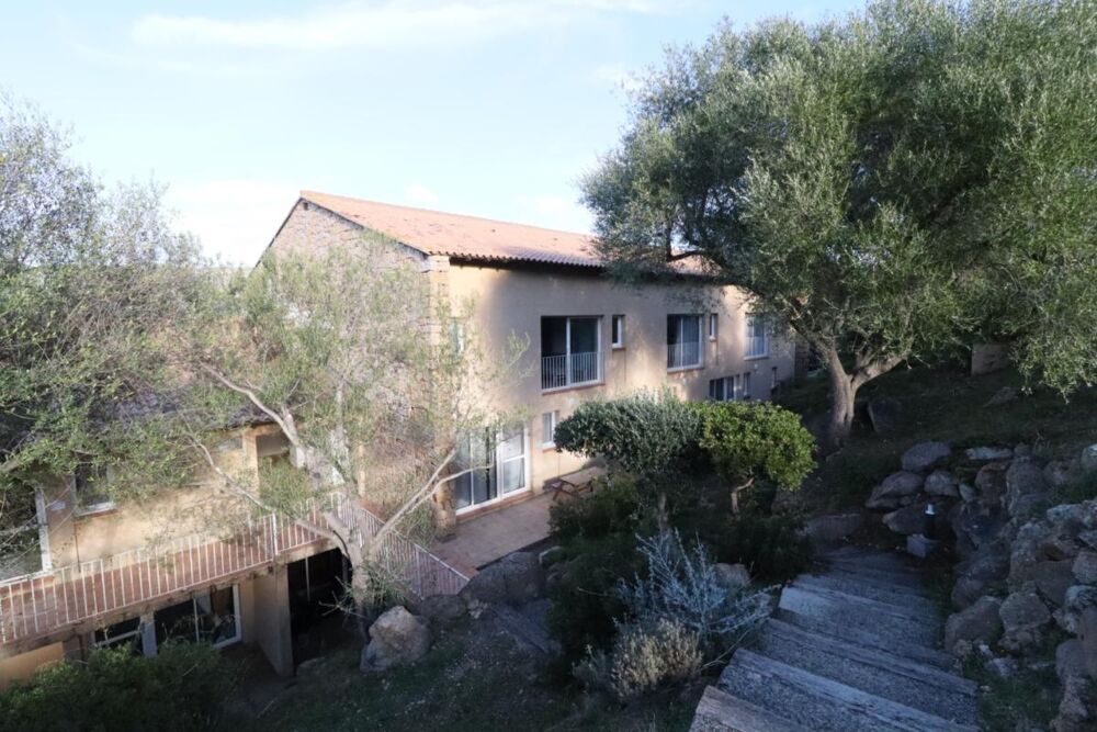 Pour investisseur beau T2 dans résidence classée"3 étoiles"en Corse du Sud (20)