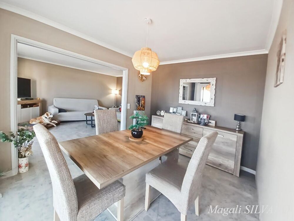 Grand T3/4 VUE MER 75m² der étage GRASSE SUD