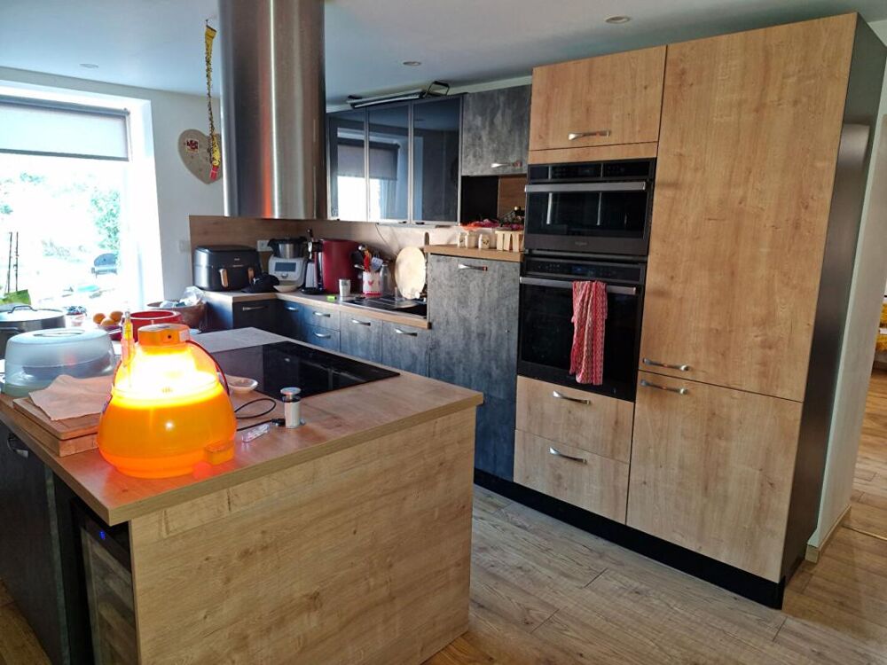 Maison 7 pièce(s) 191 m2 Terrain 475 m² + 5 ares