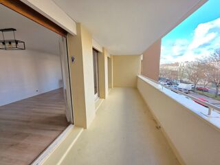  Appartement � vendre 4 pi�ces 82 m�