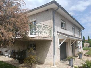 Villa à vendre 7 pièces 203 m²