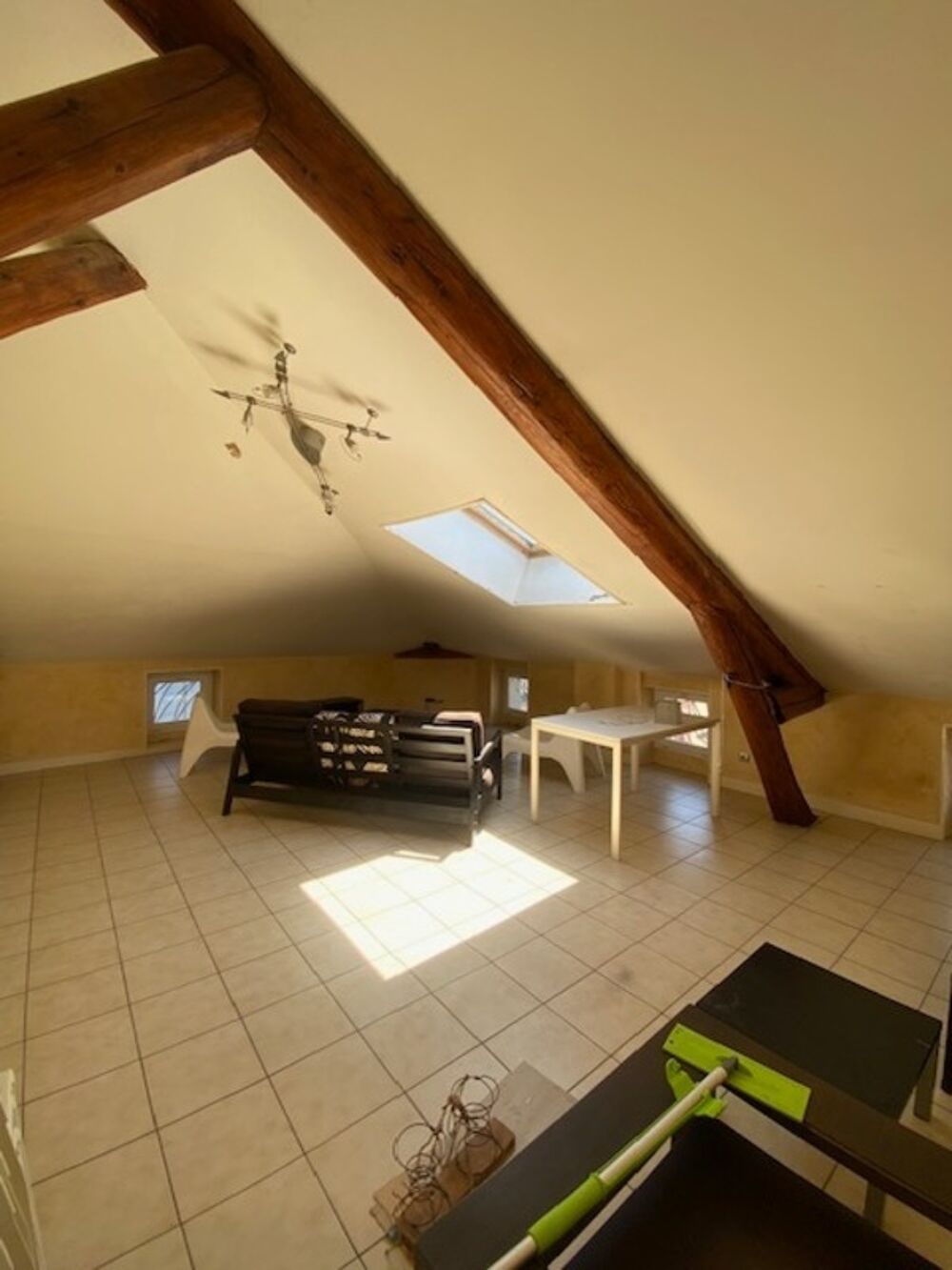 Vente Appartement Appartement à rénover partiellement- 113 m2 au sol - Centre ville au calme Saint etienne