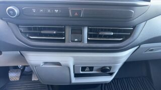 Transit Custom VU Multicab 2.5 Duratec 232 PHEV CVT Limited - Automatique 2025 occasion 40140 Soustons