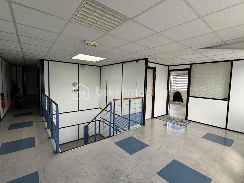   Bureau de 55 m² Bailly romainvilliers