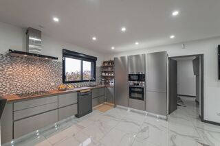  Maison à vendre 8 pièces 330 m²