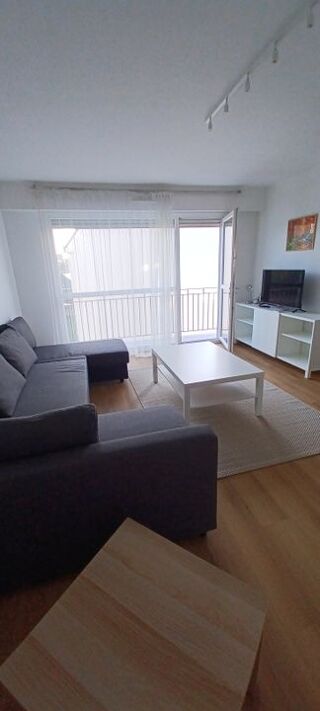  Appartement à louer 2 pièces 60 m²