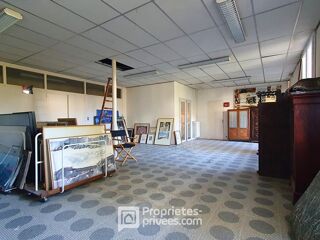  Immeuble à vendre 10 pièces 365 m²