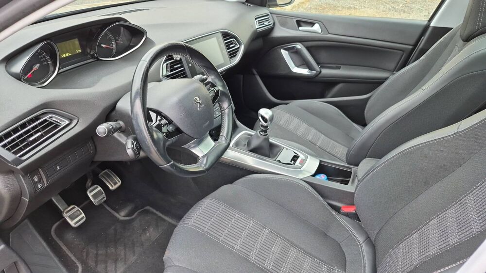308 II 1.2 PureTech 130 Allure Business 2019 occasion 51240 Mairy Sur Marne
