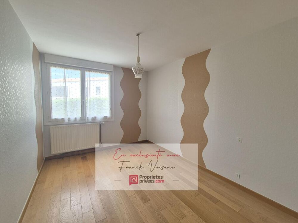 A VENDRE en Exclusivité à Saint Prouant, maison de 93 m2 avec 3 chambres sur une parcelle de 1090 m2