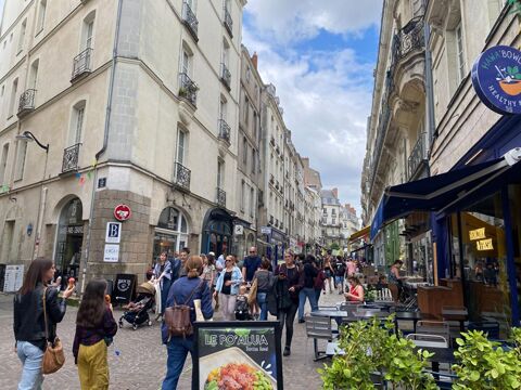   44000 NANTES - BAIL A CEDER, LOCAL COMMERCIAL 40 M² PROCHE CATHEDRALE 