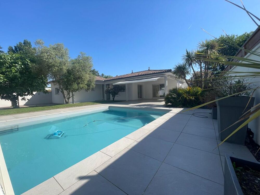 Maison 7 pièces 194 m² · à Pessac · 194 m² · 649 000 €