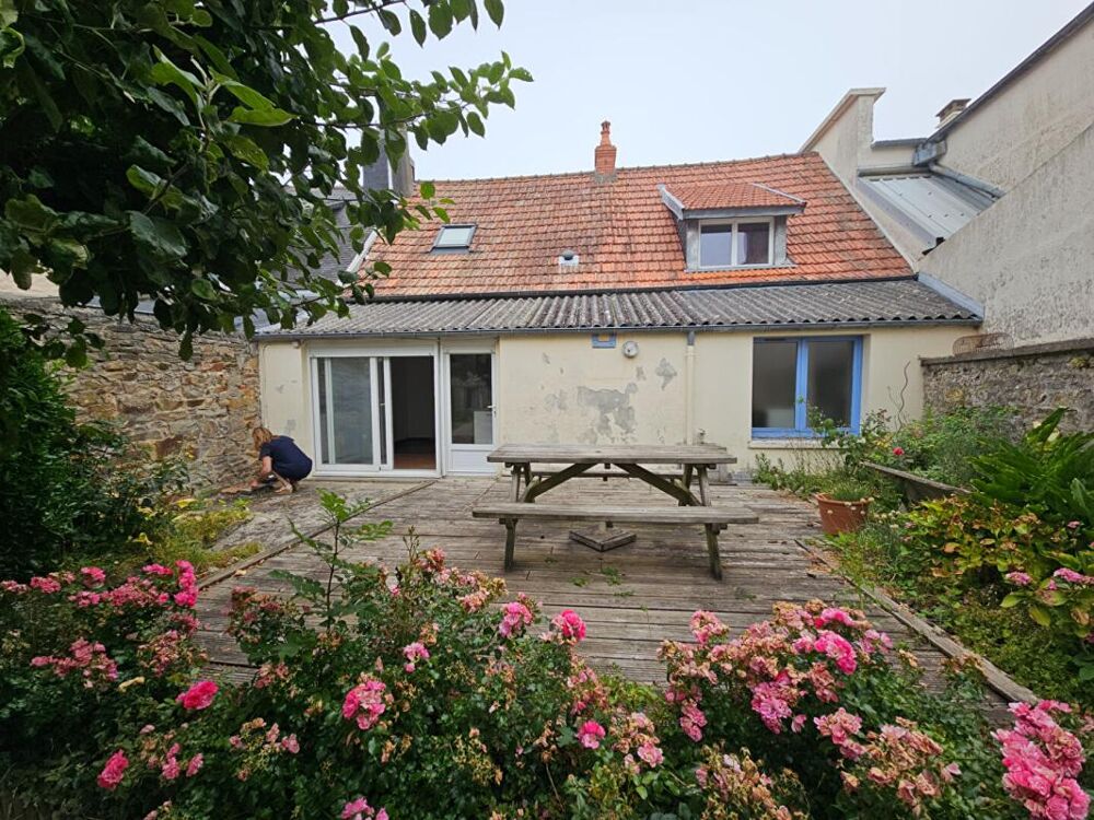 Quartier de la Mairie. Maison 97m² sur une parcelle de 333m²
