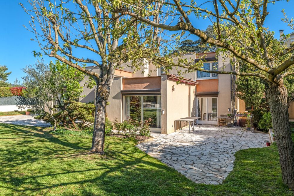 Vente Maison Maison à vendre 8 pièces CALUIRE ET CUIRE (69) Le Vernay, calme, sans vis à vis Caluire et cuire