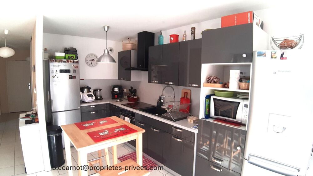 VARCES - Centre Ville Appartement 3 pièce(s) 68 m2