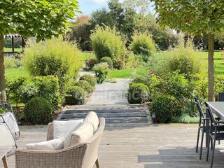  Propri�t�/ch�teau � vendre 15 + pi�ces 690 m�