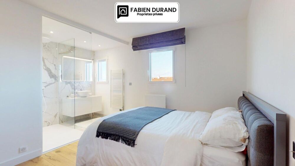 Vente Appartement Appartement Unique à Frejus  Plage 3 pièce(s) 70 m2 avec Garage Cave Parking Frejus
