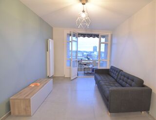  Appartement à louer 4 pièces 65 m²