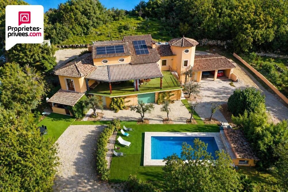 PROPRIETE 9 pièces 249 m2 avec Annexes, Piscine et terrain paysager de 4000 m2