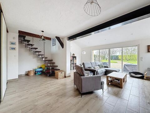   Maison de 202 m� � Chuisnes - Terrain 2130 m� Maison - 8 pi�ce(s) - 202 m�