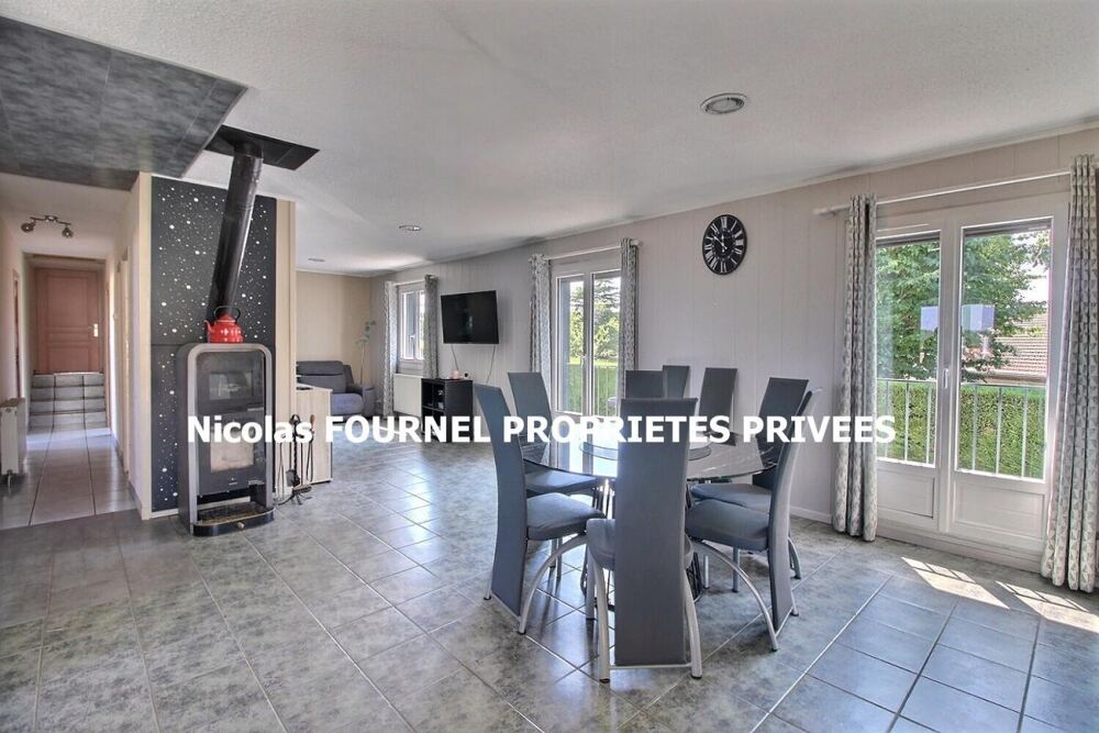 Vente Maison Entre SAINT JUST MALMONT 43240 ET JONZIEUX 42660 Maison sur 137m² de sous-sol  87,75m² habitables 3 chambres sur 1268m² de terra Saint just malmont