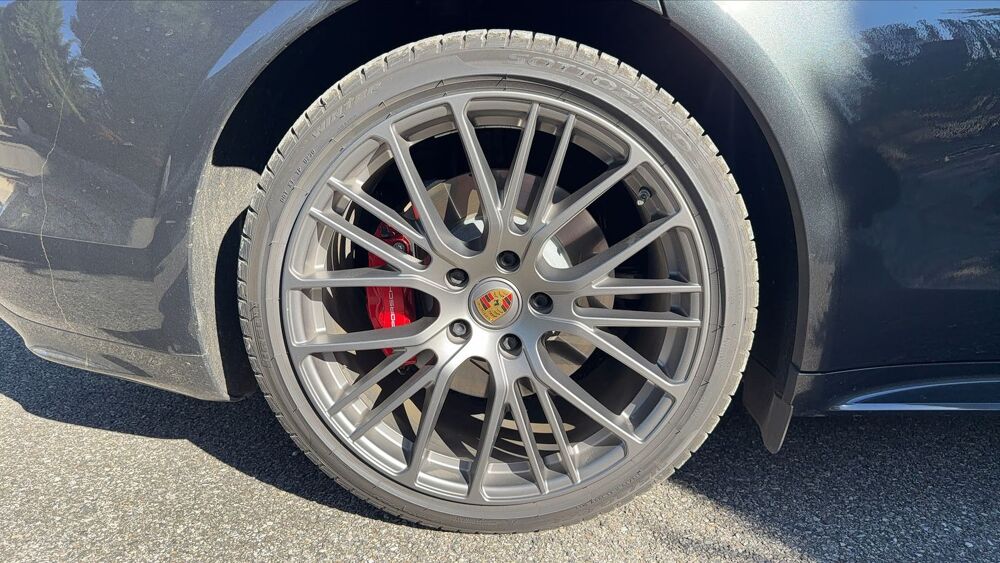 Panamera II 2.9 560 E-Hybrid PDK 4s - Entretien constructeur Toit ouv 2022 occasion 26000 Valence