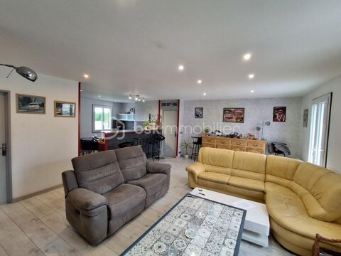   Maison de plain-pied avec grand garage Maison - 4 pi�ce(s) - 105 m�