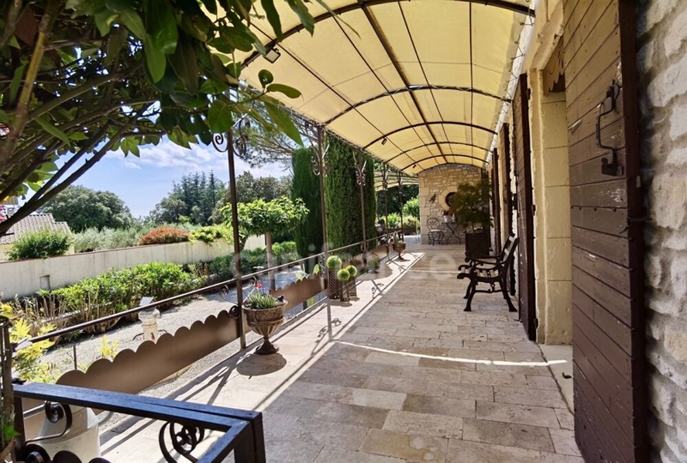 � vendre  Villa Uz�s (30700)