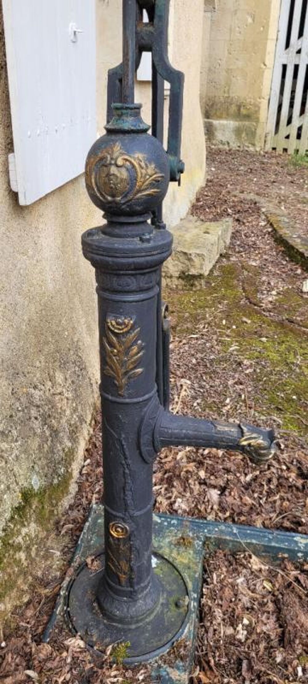 � vendre  Propri�t�/ch�teau La Chartre-sur-le-Loir (72340)