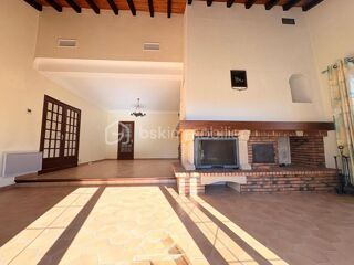  Villa à vendre 6 pièces 140 m²