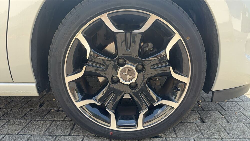 DS3 1.2 Puretech 110 EAT 6 So Chic 2019 occasion 44800 Saint Herblain