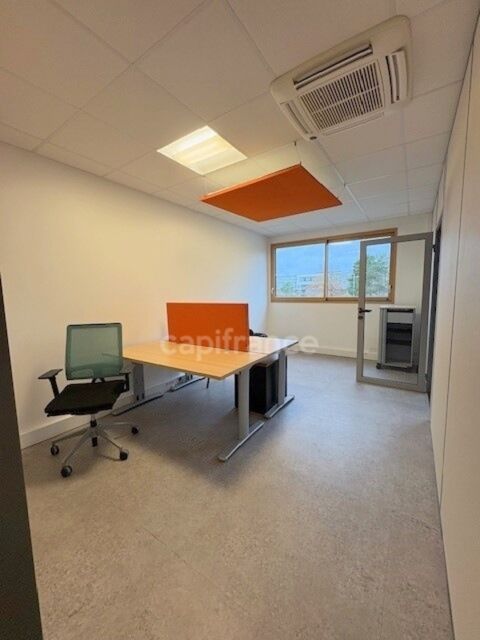 Local/bureau &agrave; louer SAINT ETIENNE DU ROUVRAY (76) 704 76800 Saint etienne du rouvray