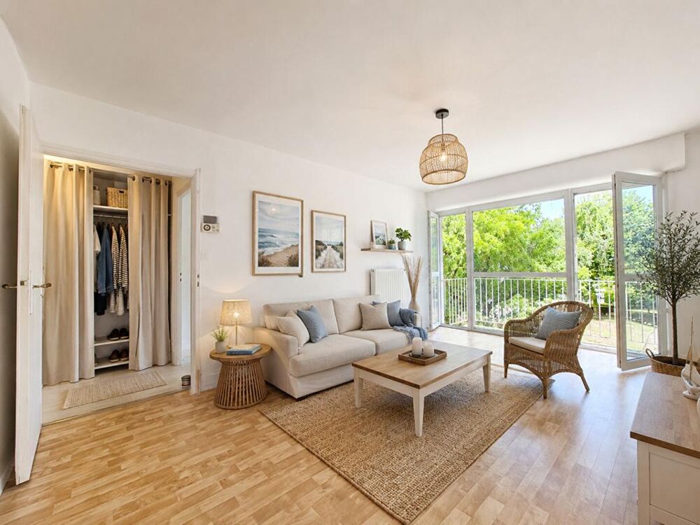 Vente Appartement La Rochelle Marché central T4 de 74 m² Carrez avec Balcon Cave et Ascenseur La rochelle
