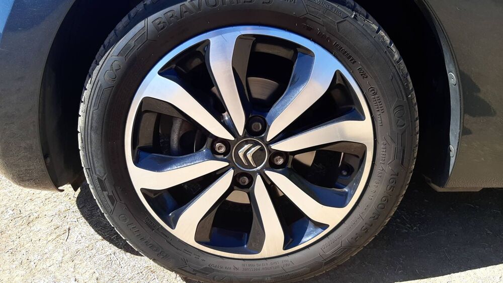 C1 II 1.2 PureTech 82 Shine 2014 occasion 12100 Millau