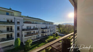 Vente Appartement Appartement T3 de 80 m2 en étage elevé + garage + cave Saint julien en genevois
