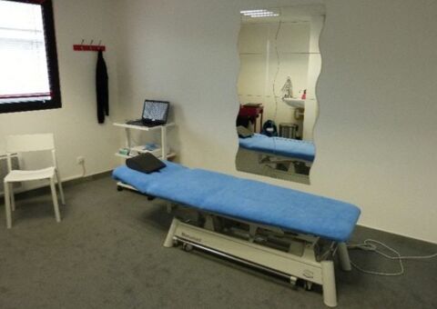   Local/bureau � louer CHANTEPIE (35) 