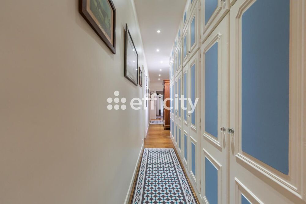 � vendre  Appartement Versailles (78000)
