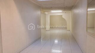 Immeuble à vendre 9 pièces 210 m²
