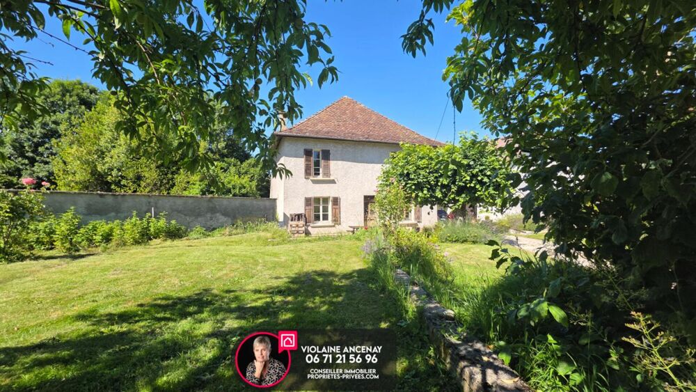 Maison Dauphinoise rénovée (2 logements + grange et tres grand terrain)