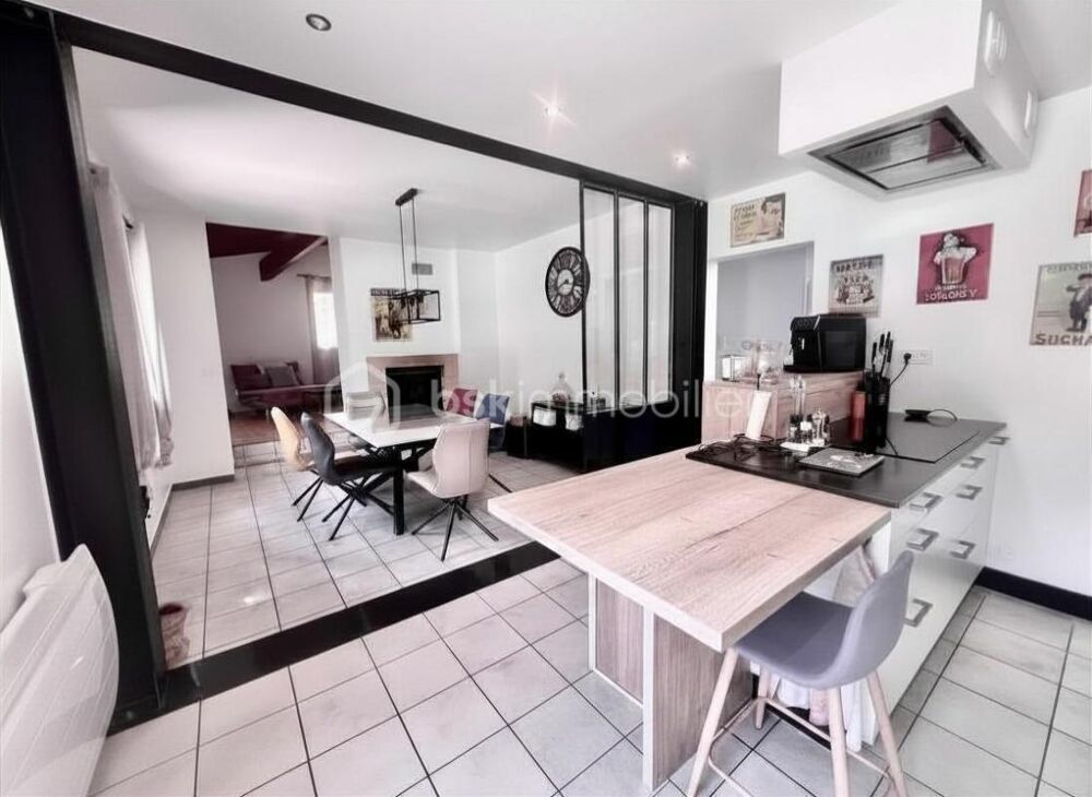 Vente Maison Maison d'architecte de 191 m² Saint jean de maurienne