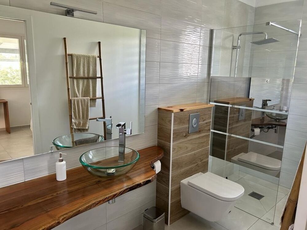à vendre  Villa Sainte-Anne (97180)