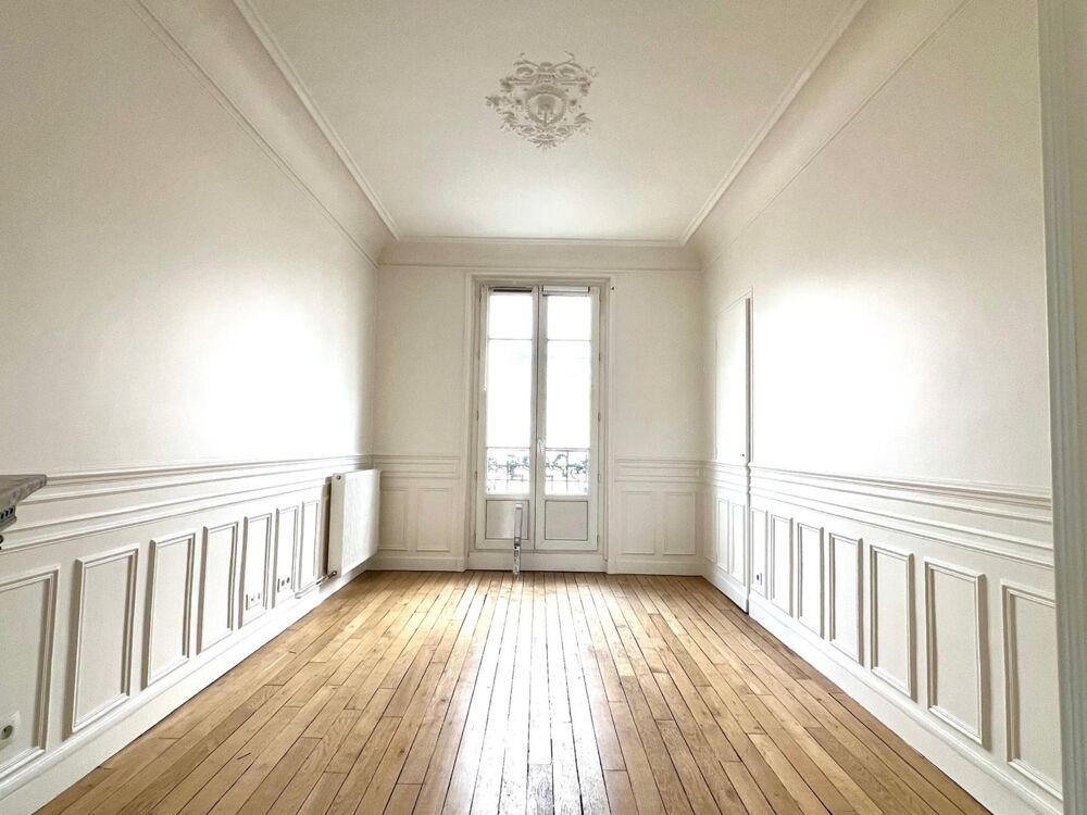 Vente Appartement Appartement bourgeois de type 3 pièces dans un bel immeuble au pied du métro mairie des lilas ( 93260 ) Les lilas