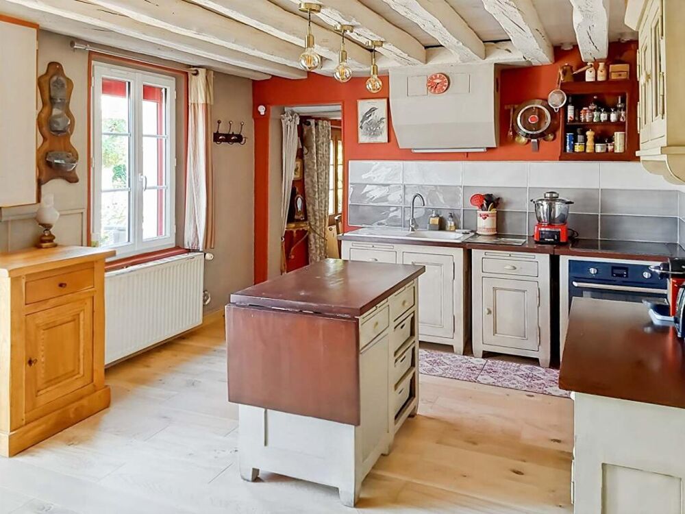 (61270 RAI ) 4 km gare maison de campagne 2 chambres, sans travaux, terrain 820 m²